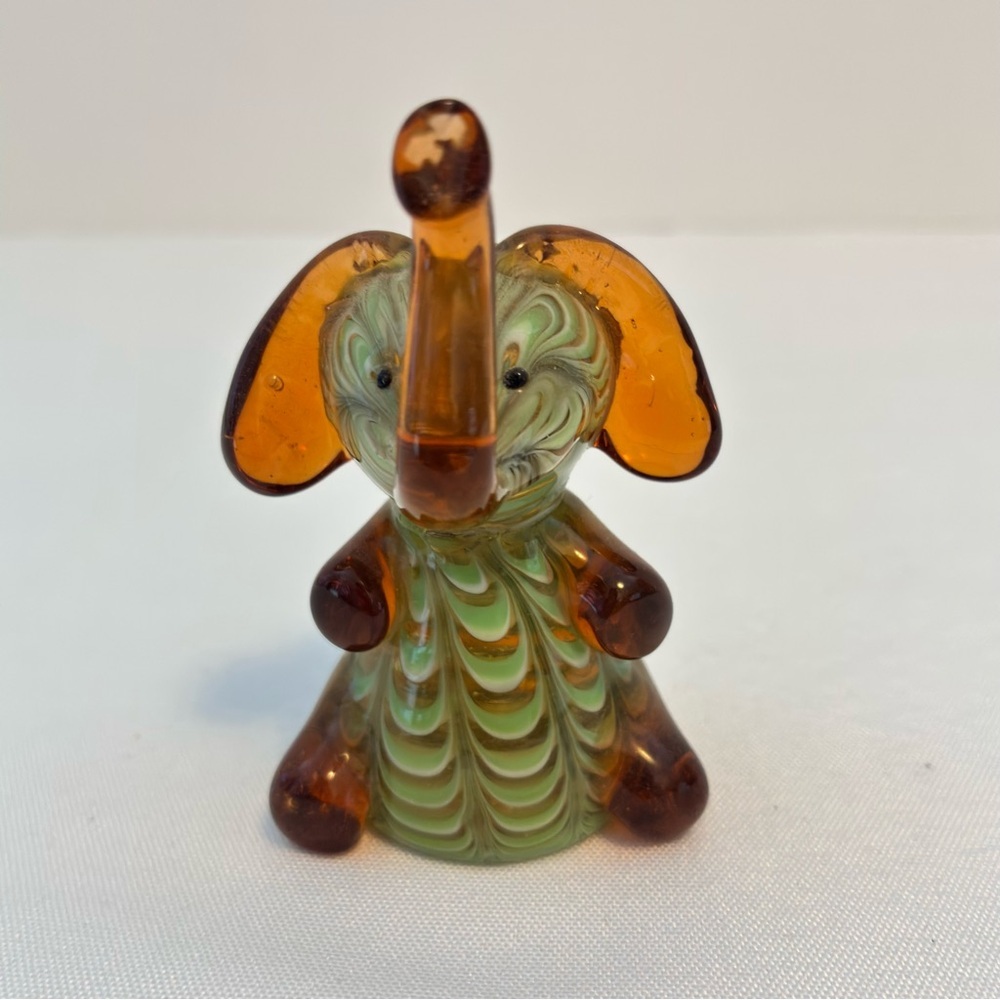 Lenox "An Emerald Elephant" Art Glass Figurine